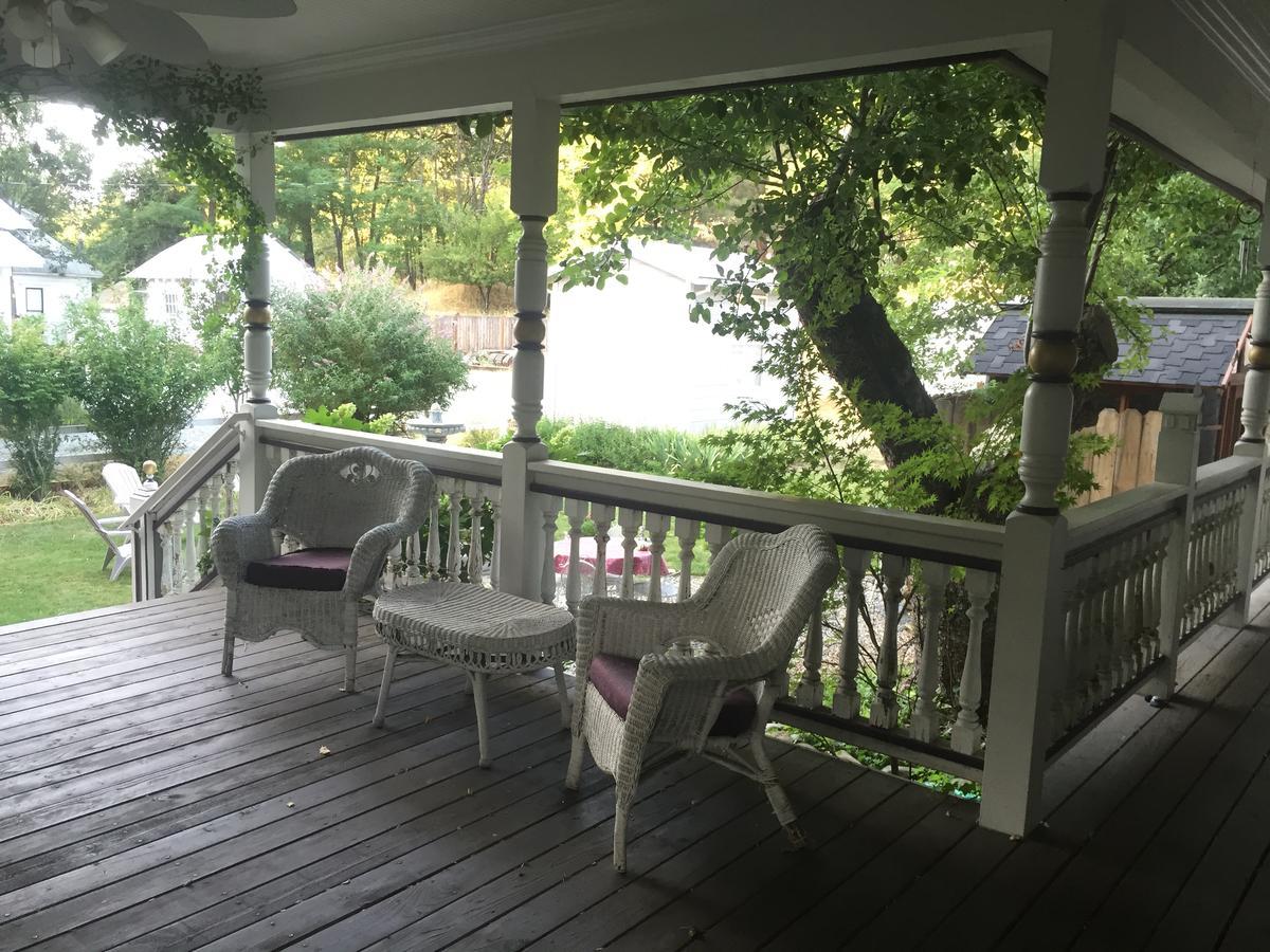 The Whitmore Inn Weaverville 외부 사진
